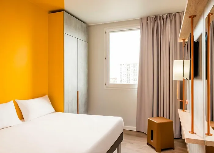 Отель Ibis Budget Lyon Est