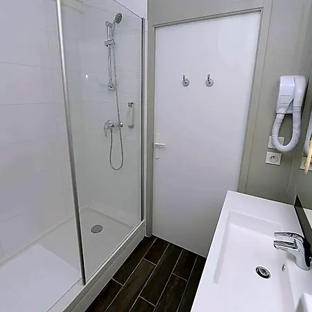 Hotel Ibis Budget Lyon Est 2*