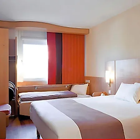 Ibis Budget Lyon Est 2*