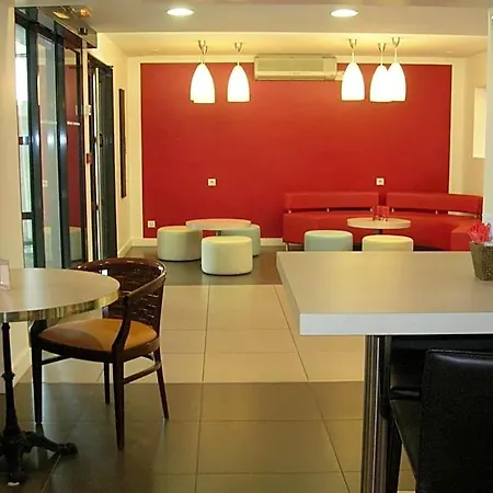 Ibis Budget Lyon Est Hotel
